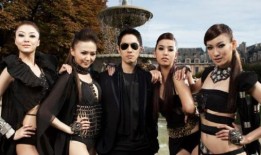 拜金女王在线观看,财富背后的爱情与抉择