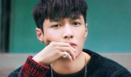 爱豆吃瓜娱乐酱张艺兴,从偶像到实力派，揭秘爱豆背后的努力与成长